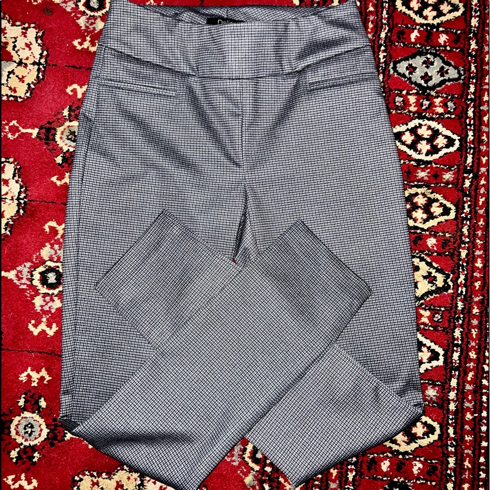 Houndstooth/plaid leggings